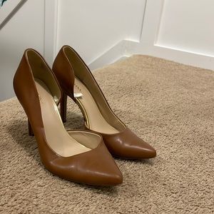 Merona brown/camel pumps